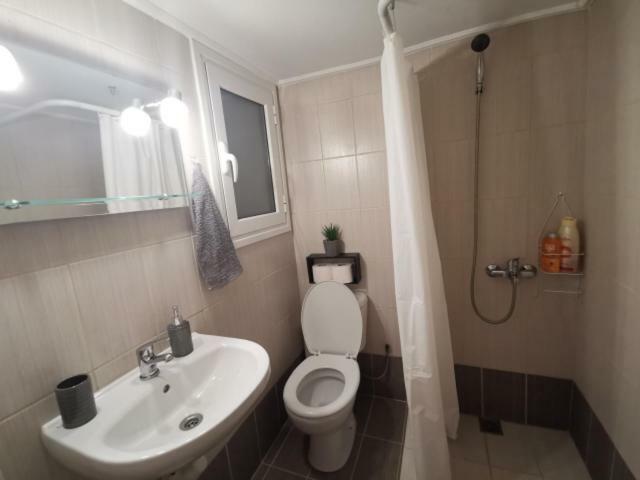 Athenshub - Across Metro Station Apartment Екстериор снимка
