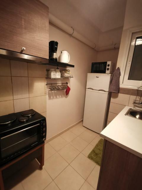 Athenshub - Across Metro Station Apartment Екстериор снимка